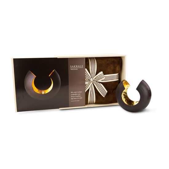 Gemütliche Atmosphäre: ein gold-schimmerndes Teelicht Sakrale von ROMINOX® und eine kuschelige große Fleecedecke (200 x 150 cm)