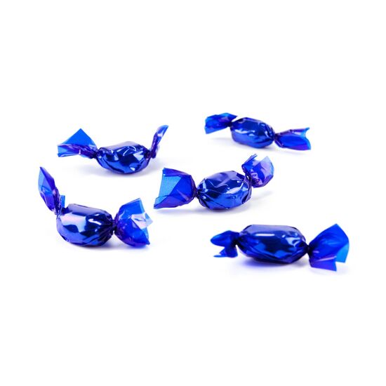 Eine winterliche Tannenbaumverpackung mit 50 g Wintertee & Weihnachtsgelee, 125 g Krustenkandis & Würfelkandis, 5 Teebonbons & einem Rezept.