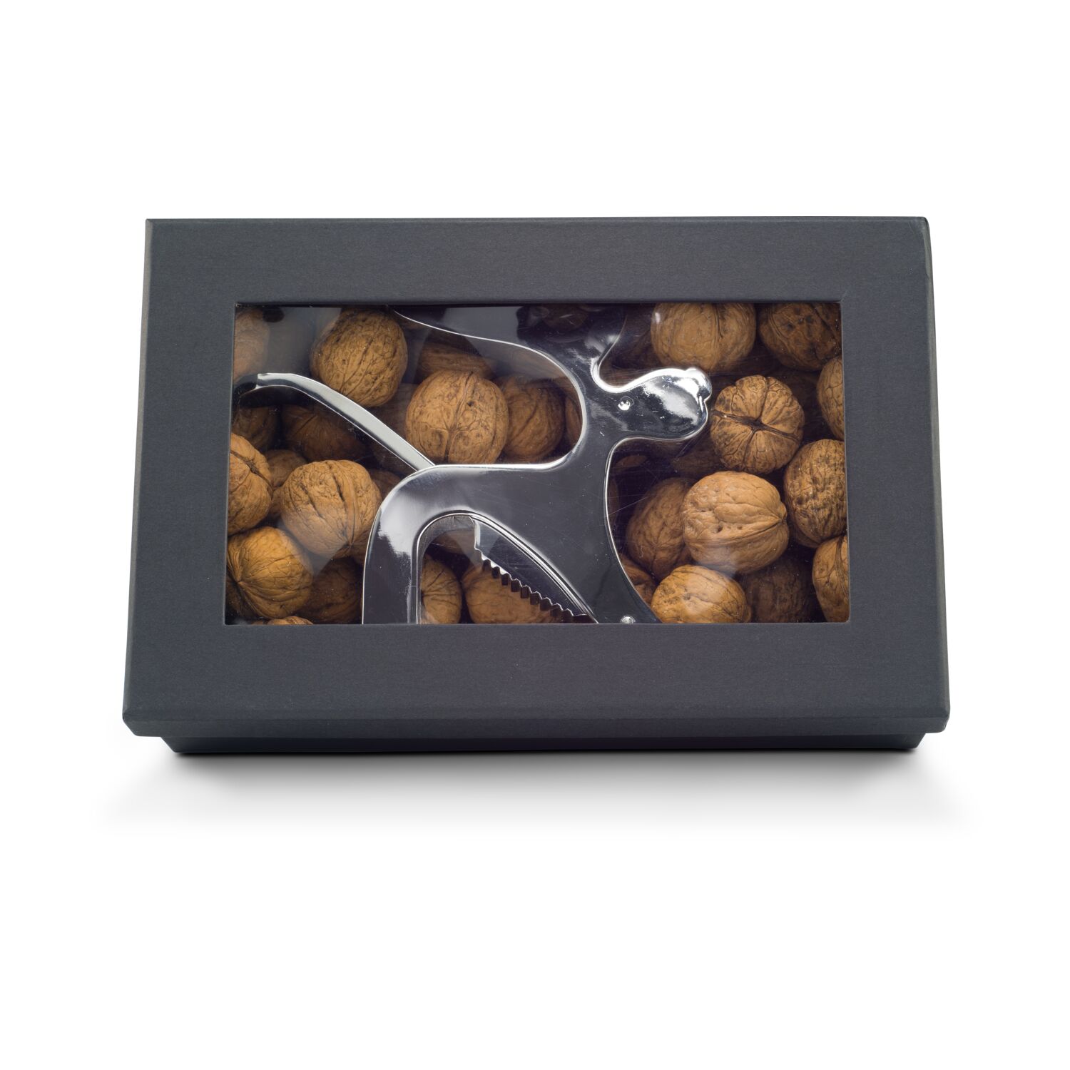 Sie können gleich loslegen: Der hochwertige, massive Rentier-Nussknacker mit Federung liegt in 600 g Walnüssen im schwarzen Geschenkkarton.