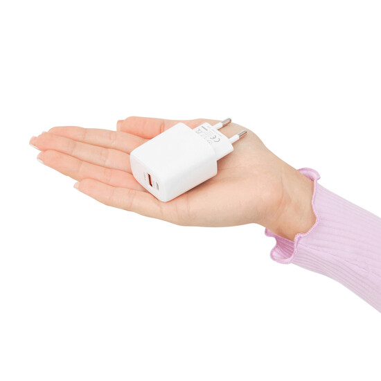 USB-Adapter-Stecker-Netzteil ENDLESS POWER, weiß
