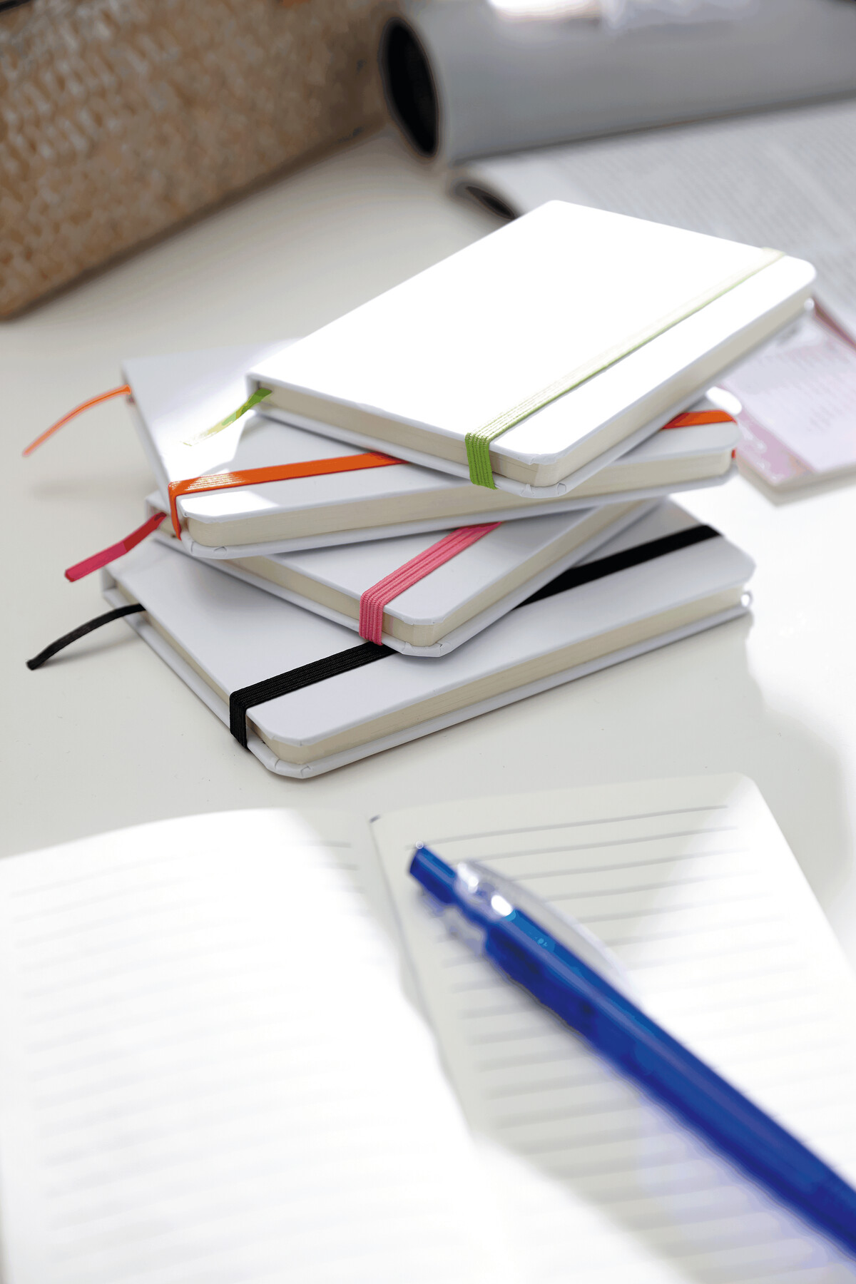 Notizbuch AUTHOR im DIN-A5-Format, grün, weiß